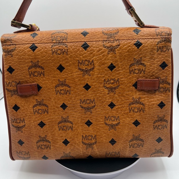 Mcm Authentic limited edition kelly bag with clochette lock/key made in Germany - Picture 5 of 11